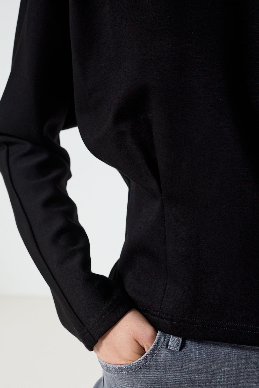 Sweater Tramontana technical sweat jumper pleats - Black