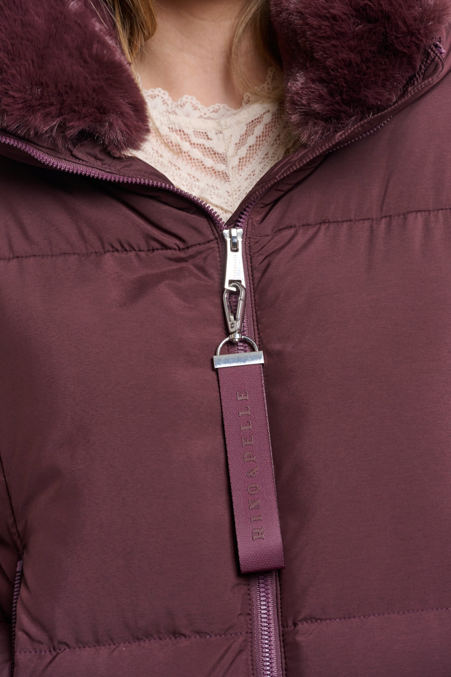 Jas Rino&Pelle Joni padded with detachable collar - Fudge cloak
