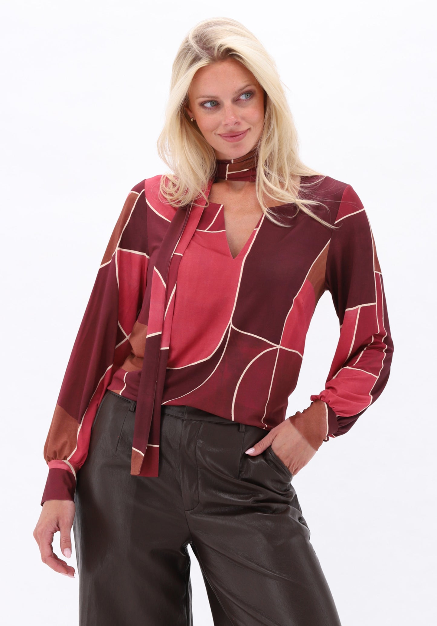 Blouse K-Design D307 met sjaaltje & print P165